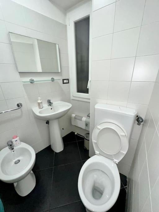 Home Sweet Appartamento Privato 010025-Lt-3625 Генуя Екстер'єр фото
